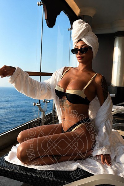 Foto del sito personale toptransclass.it di  Arianna Ferrari Pornostar 389 6178417