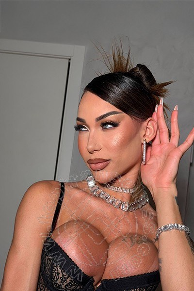 Foto del sito personale toptransclass.it di  Karollayne Arruda 327 7205075